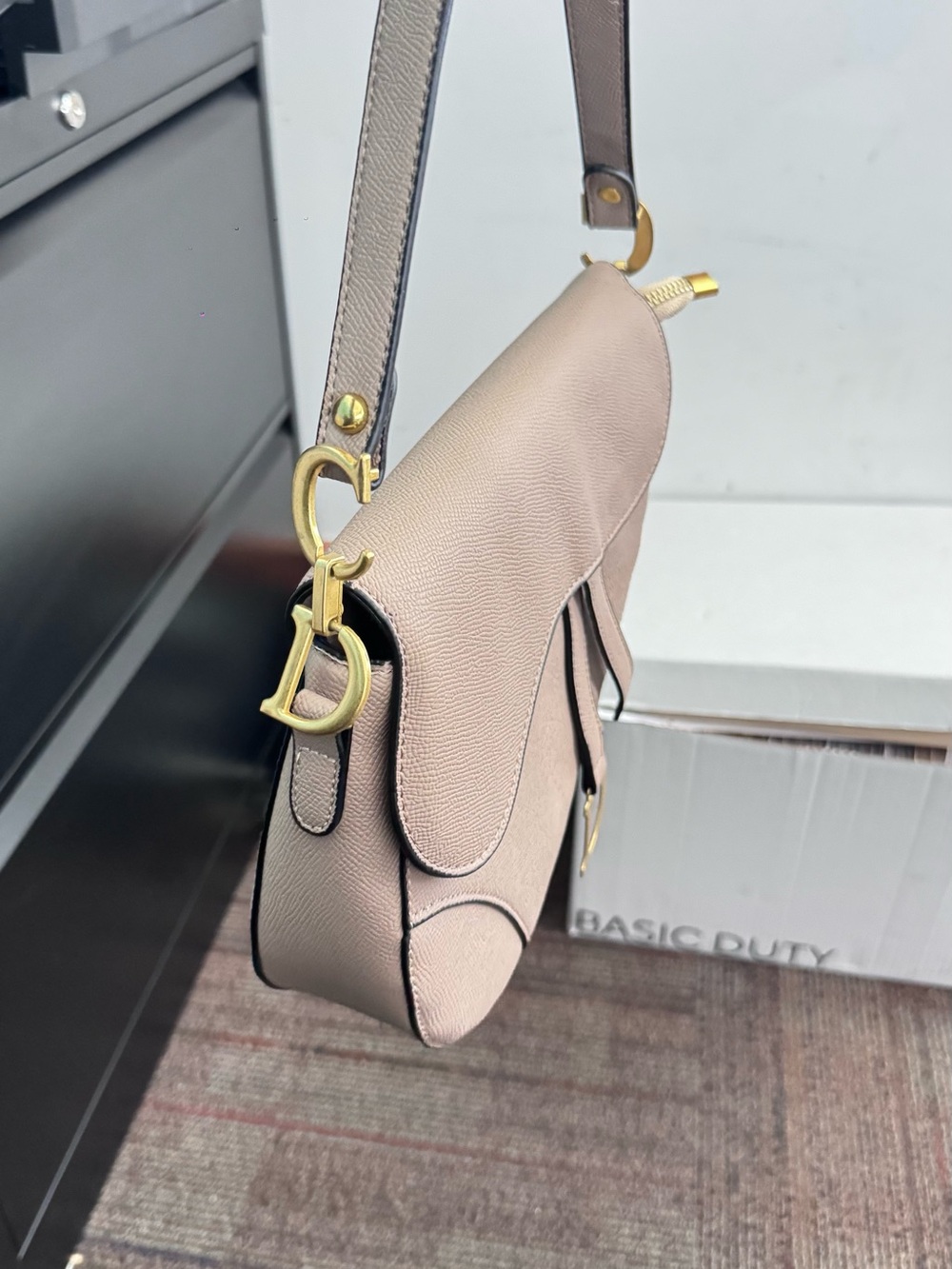 *NWOT* Dior Taupe Saddle Shoulder Bag with matching Logo Strap - Picture 4 of 11